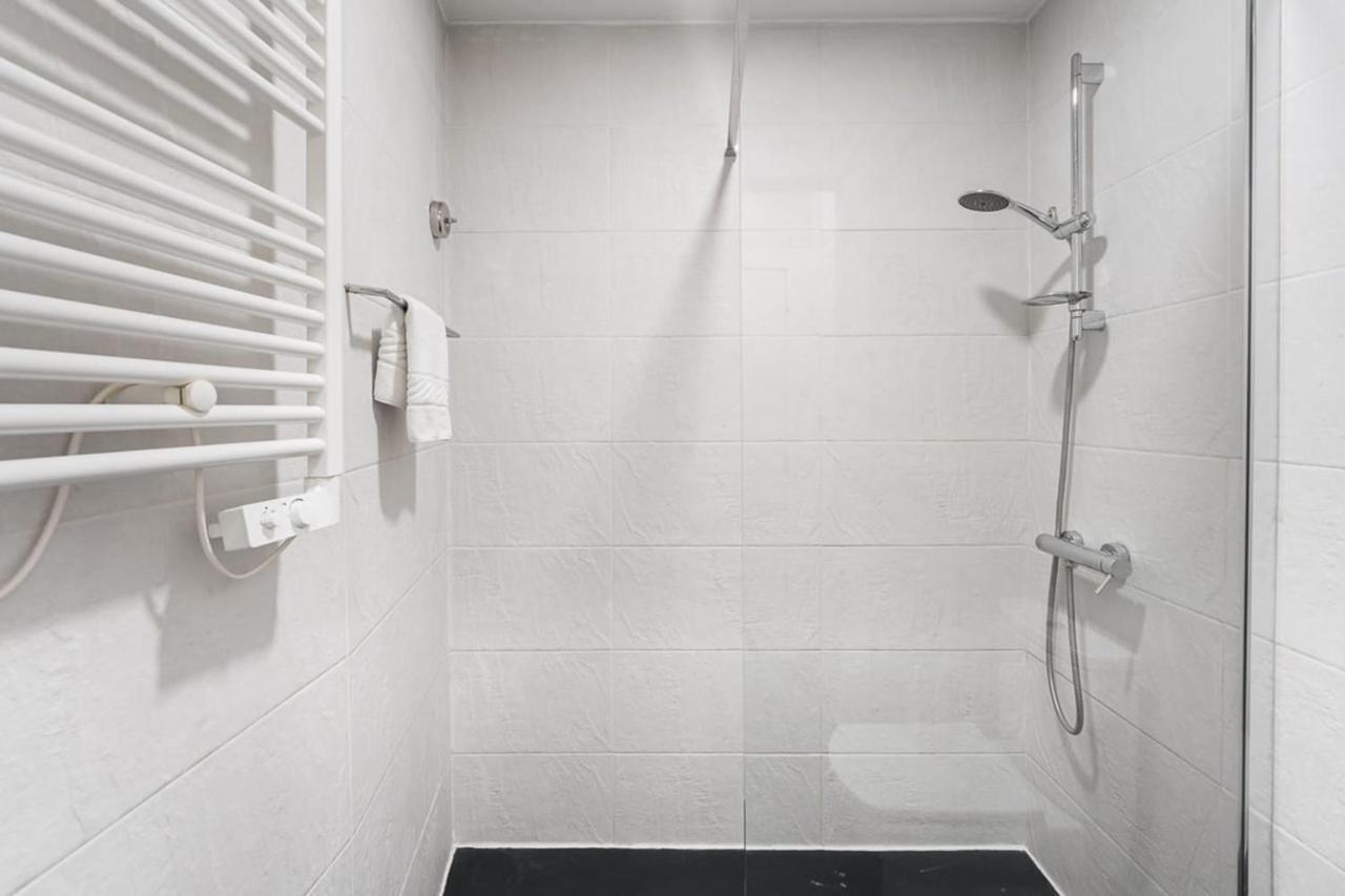 Guestready - A Polished Retreat Near St Catarina Apartment Porto Luaran gambar